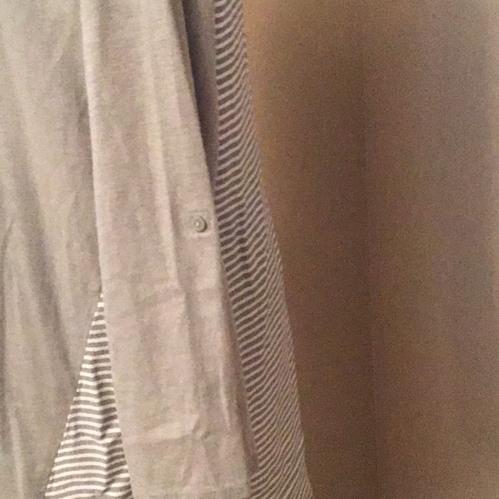 Top - Picture 3 of 4